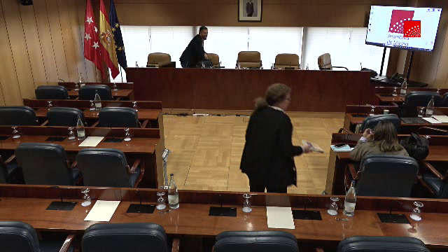 poster Sesión de la Comisión de Vivienda, Transportes e Infraestructuras